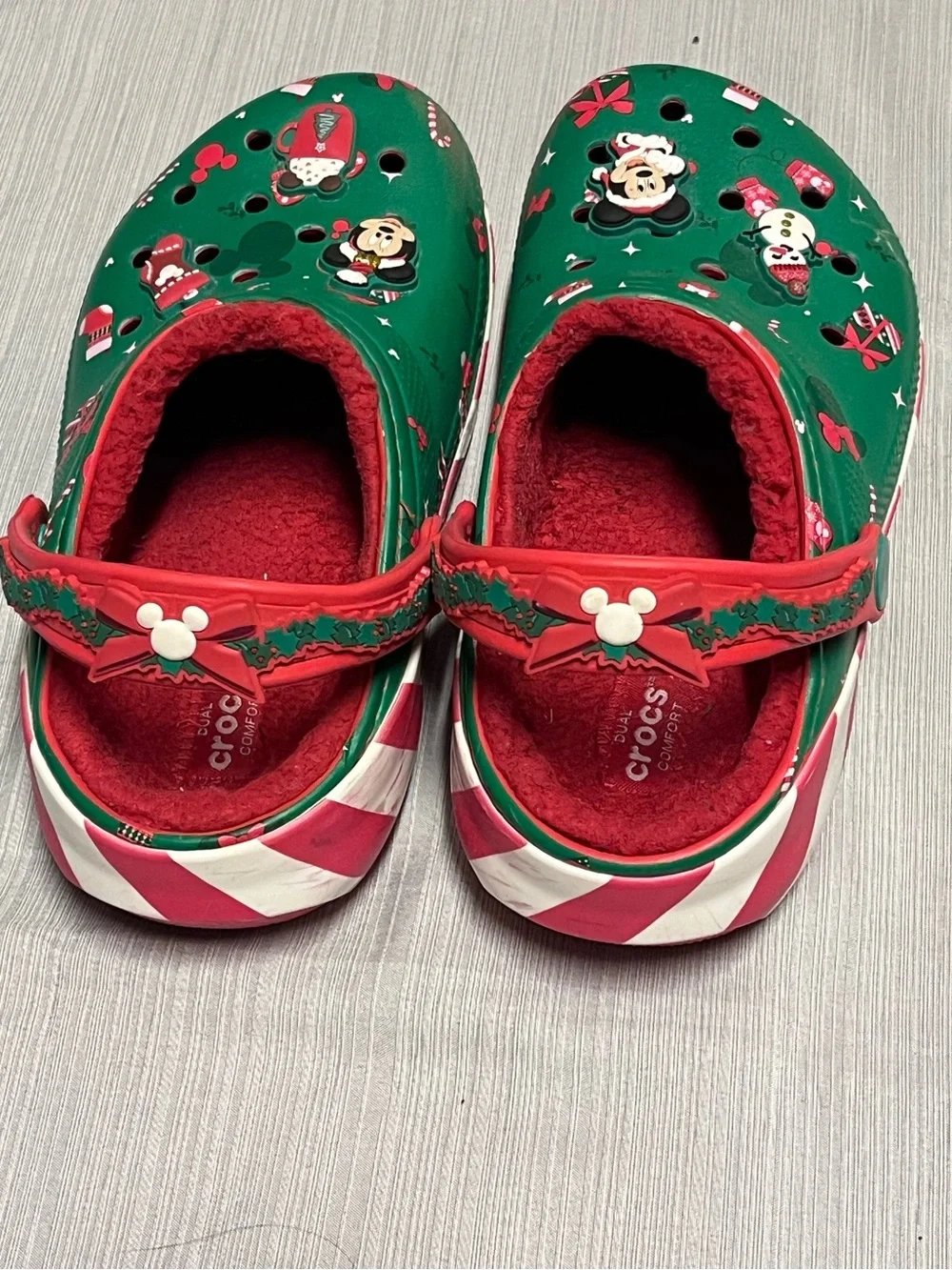 Disney Crocs Classic Lined Christmas Minnie Mickey Mouse Holiday Clogs Kids 13
